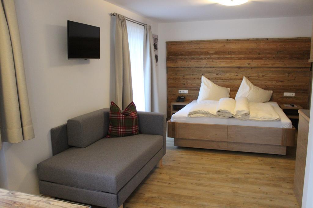 Michael Bed & Breakfast 3*